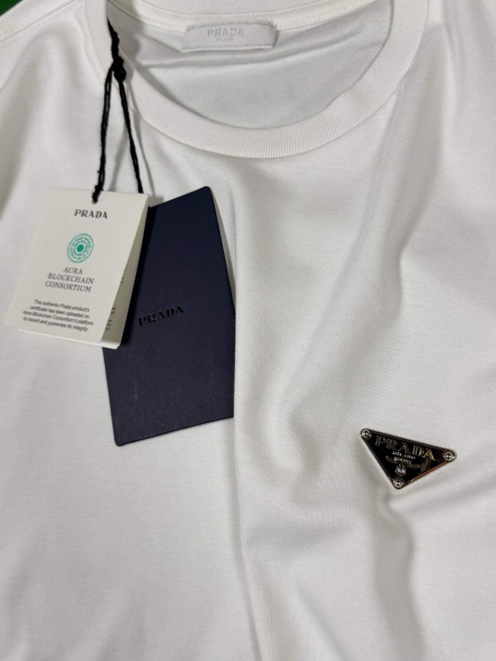 PRADA MEN'S WHITE COTTON T-SHIRT XL REGULAR FIT ENAMELED TRIANGLE LOGO EXCELLENT - Picture 5 of 6